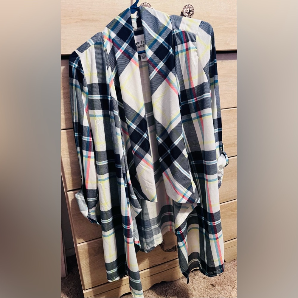 New York Laundry Cardigan Size L